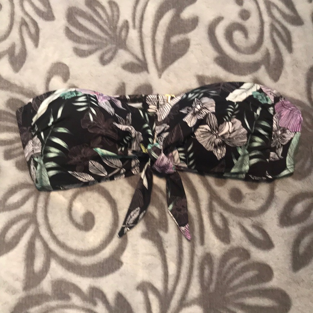 Brand New bathing suit top
